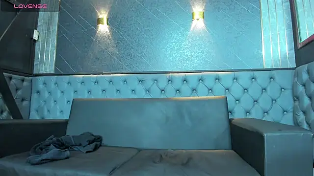 Yoel_Blessed Adlı Modelin Canlı XXX Sohbeti