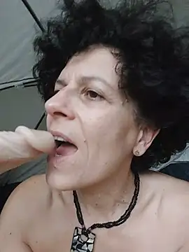 Chatroom XXX en direct de LightedWoman