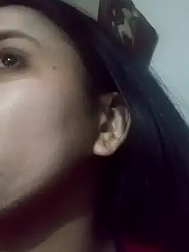 Naomy_Gomez_ Chat XXX in diretta