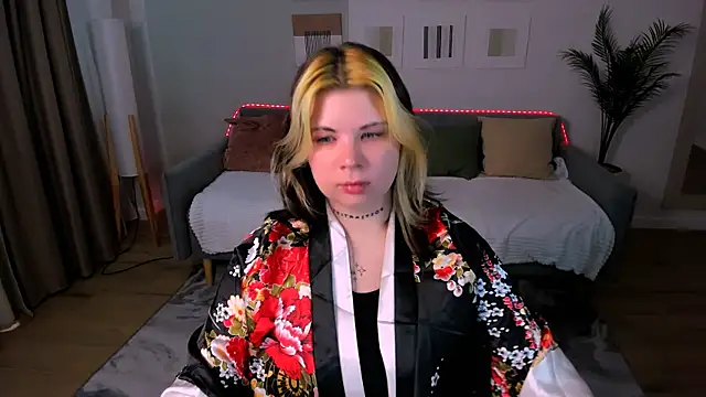 Онлайн чат XXX AliceSpencery