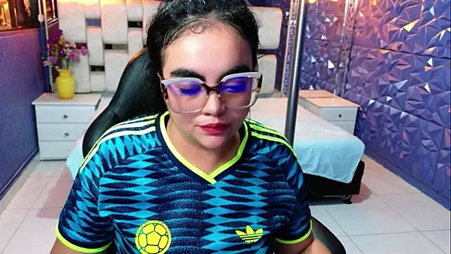 Czat XXX na żywo – megan_glenda