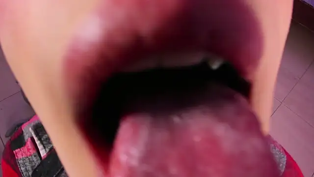 Онлайн чат XXX SebastianHilton