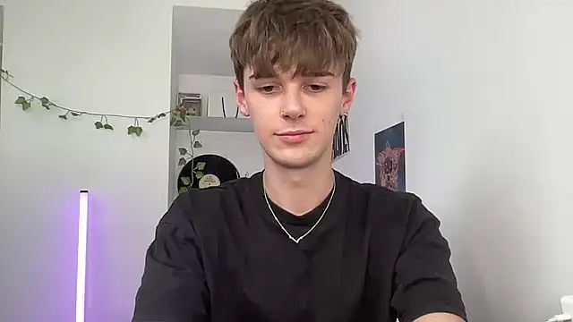 Chat XXX en directo de YourMilkyGuy