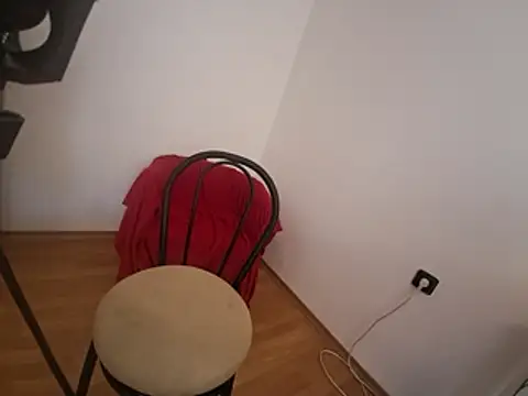 MiaFly06 – Naživo XXX chat