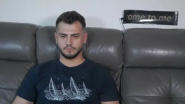 Chat XXX Live CrazyDom1
