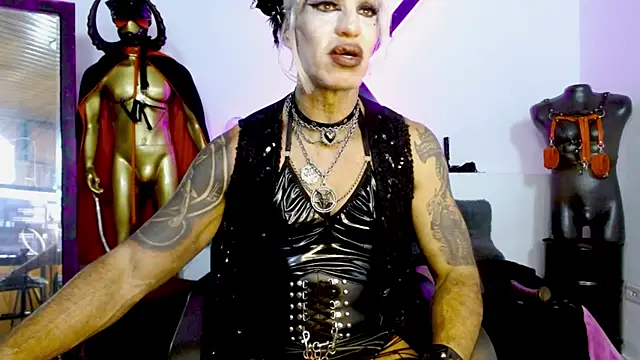 LILITHMADAME live XXX chat