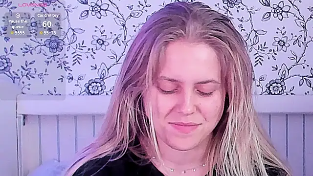 AngelAnty Chat XXX in diretta