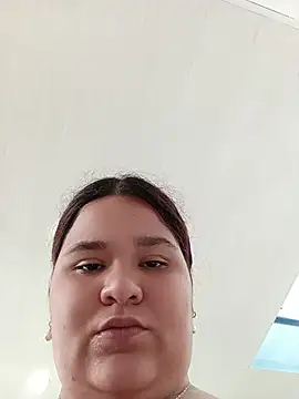 Tatis_bigboobs21 XXX чат на живо