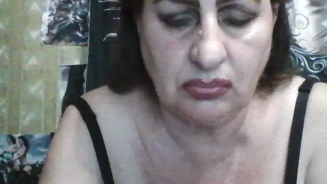 LoaqLovewn Live XXX chat