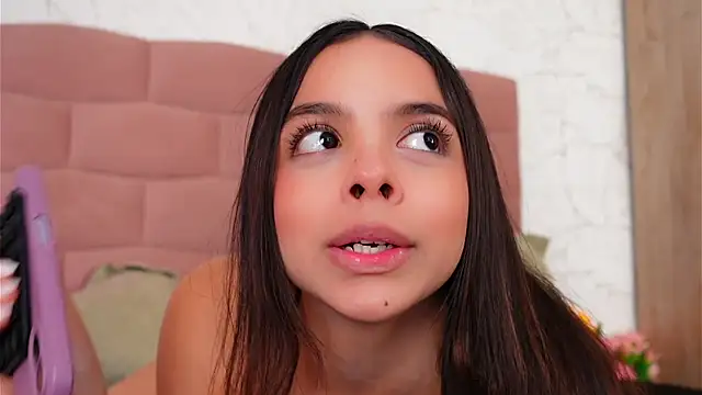 BambiRoses Live XXX-chat