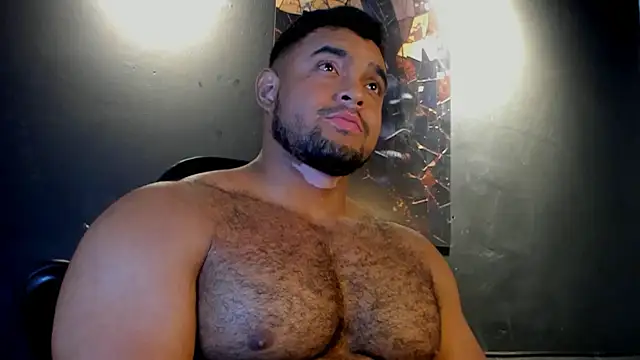 Big_furry_bear13 live XXX chat