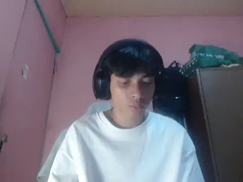 Kyoshi_19 Chat XXX in diretta