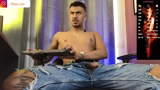 عرض كام Latinmoster_boss
