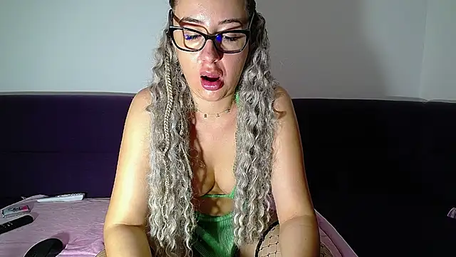 Chat +18 de VanesaTop ao vivo