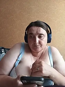 LiluHot – Live XXX-chat