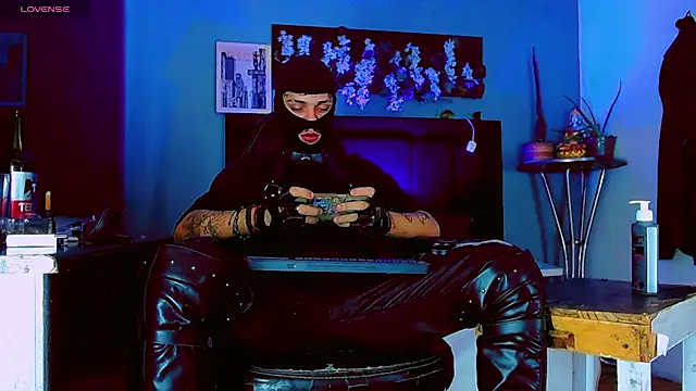 Chat XXX ao vivo de HannibalLester