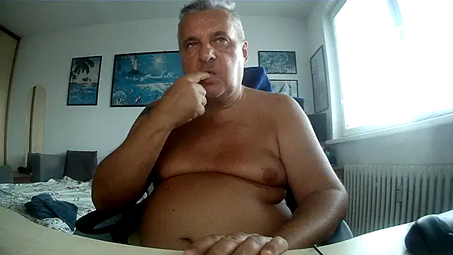 Robert_SK1: онлайн-секс-чат