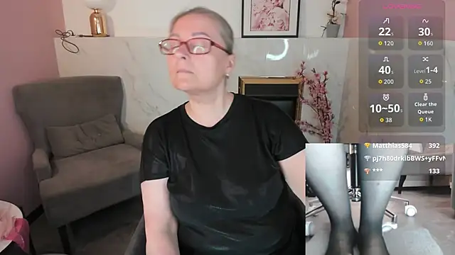 XXX chat uživo modela Alexandra_Kind