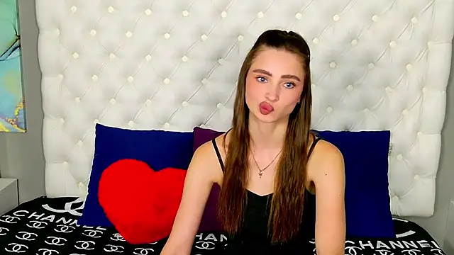 MilaLick's Live XXX Chat