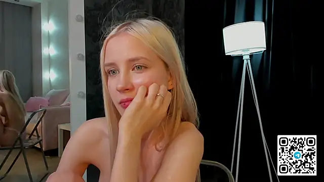 Anellyball's Live XXX Chat