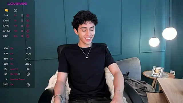 Chat XXX ao vivo de Milan_saint