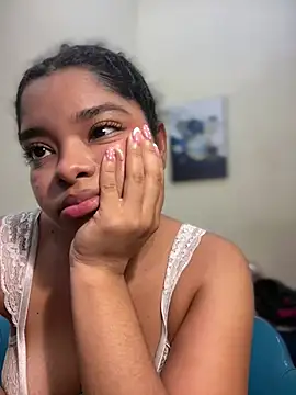 Chat +18 de ChristyAddams ao vivo