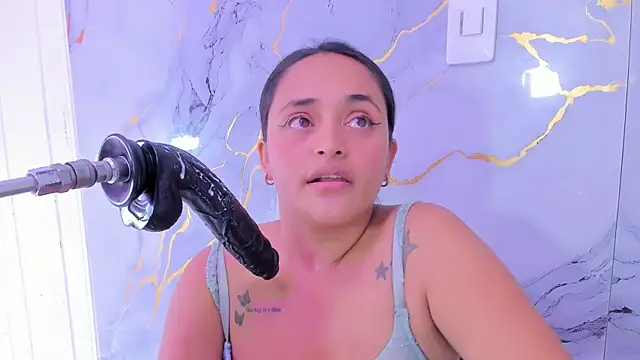 susan__bigass Adlı Modelin Canlı XXX Sohbeti