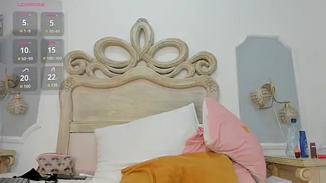 Živý XXX chat elara_evans