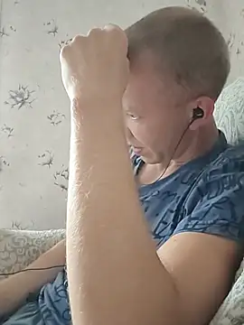 _uncle_Mitya-43_ Chat XXX in diretta