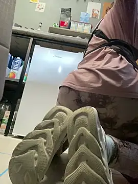 cinnabon_ 现场XXX聊天