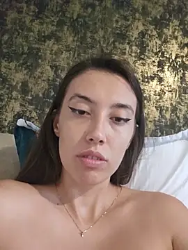 Вебкам-шоу VirginPussySquirt
