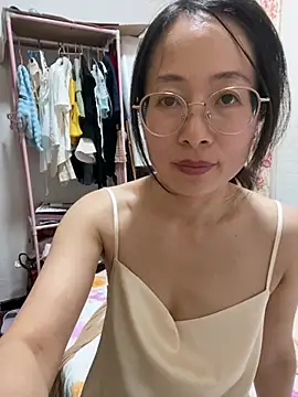 TangTang0530's Live XXX Chat