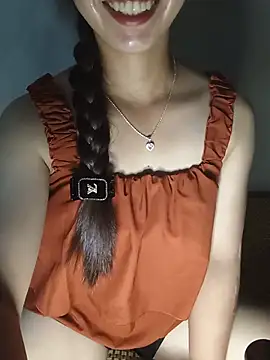Fiona_2026 Adlı Modelin Canlı XXX Sohbeti