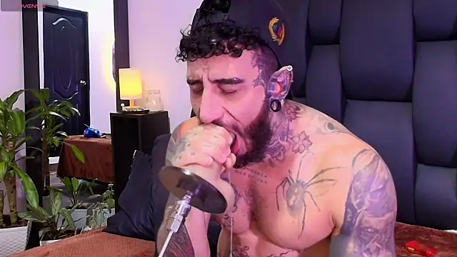 Czat XXX na żywo – dilan_scootk_j