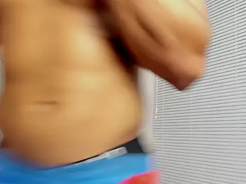 iron_king7n Live XXX chat
