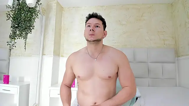 Izui_Pierce Live XXX-Chat
