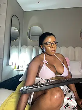 MIAMI9's Live XXX Chat