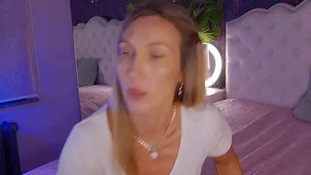 Czat XXX na żywo – ElizaMayers