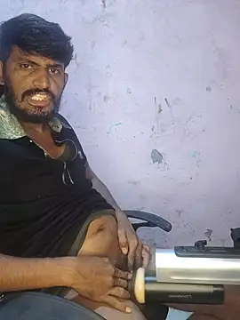 XXX chat uživo modela HotXKrish