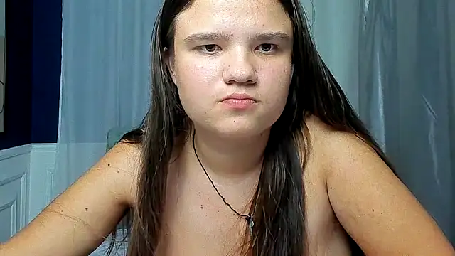 AdeleCruz Chat XXX live