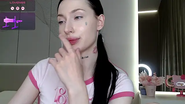 Czat XXX na żywo – JenniferQueen11