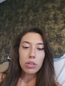 VirginPussySquirt Шоу с уебкамера