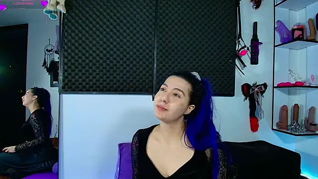 karlamoon23 Chat XXX in diretta