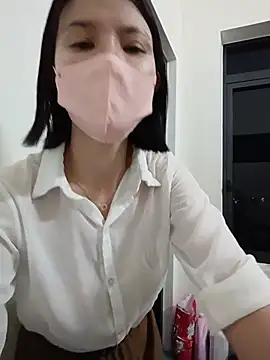 Chatroom XXX en direct de Emma_Linh