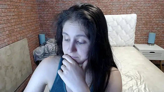 Holliy_Cooper Chat XXX live