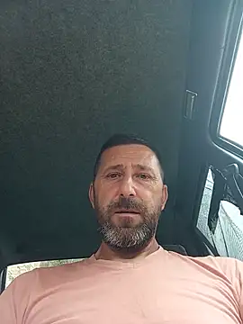 BZH45 élő XXX-chatje