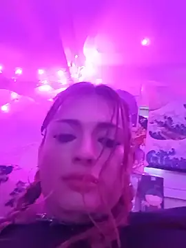 UrHellBri-L Live XXX-Chat