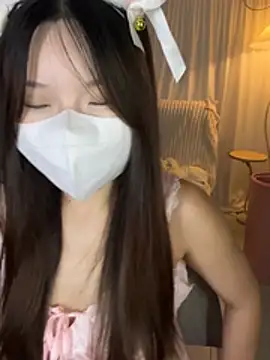 _xiaoxinxin_ 现场XXX聊天