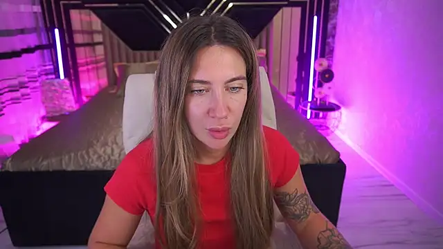 KateShanny Adlı Modelin Canlı XXX Sohbeti