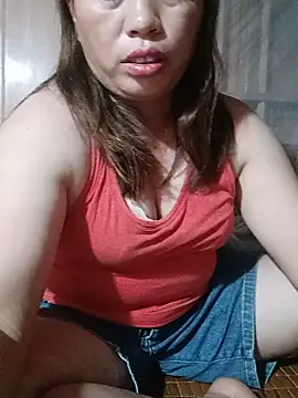 -Yeyi- Live XXX Chat